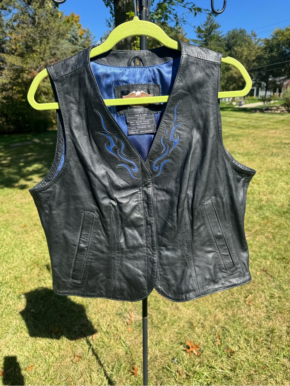 Vintage Women’s Harley Davidson Leather Vest - Leather cutouts & Embroidery